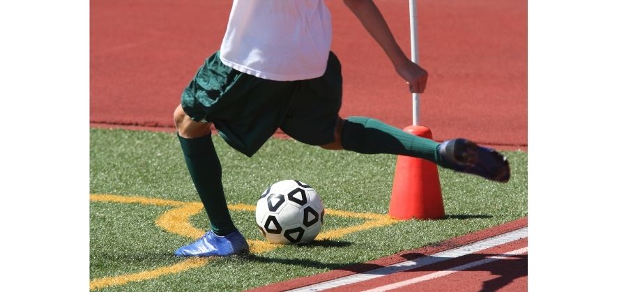 where soccer defenders can score - set pieces