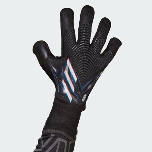 gloves that professional goalkeepers wear - adidas predator pro gloves