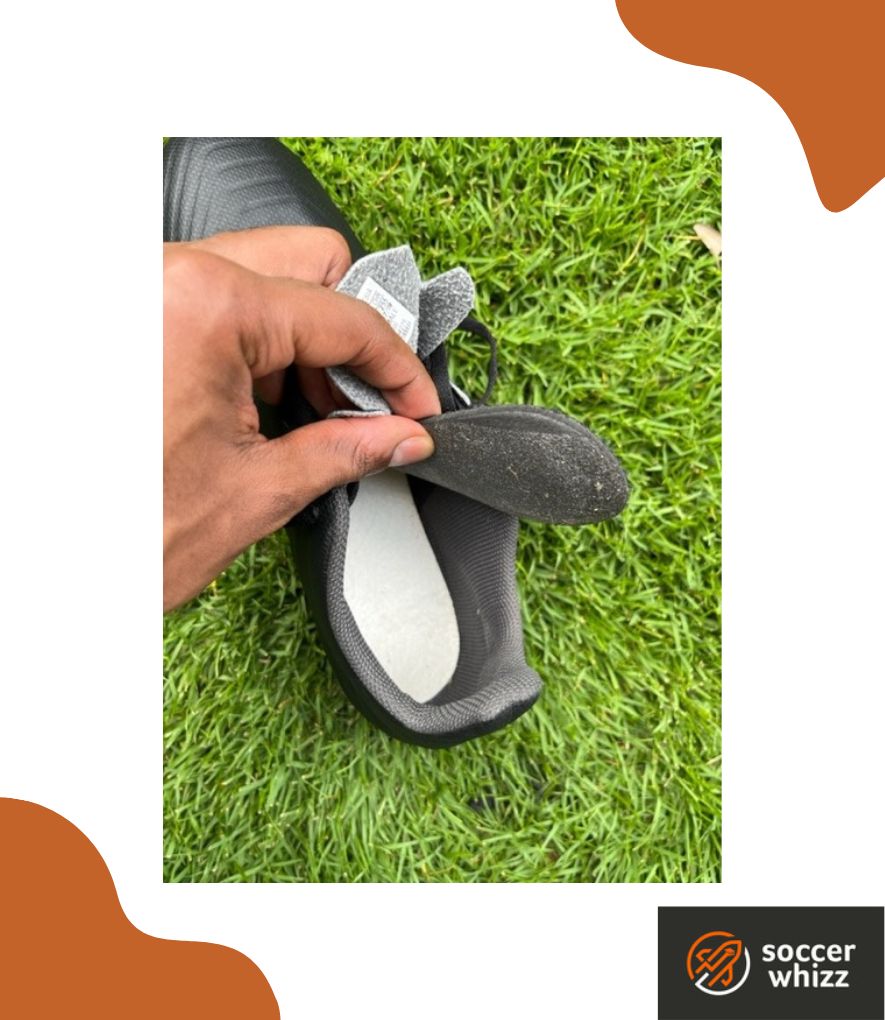 how to dry soccer cleats - remove the insoles